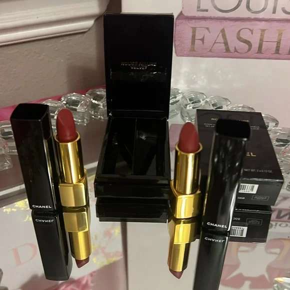 Host pick!♥️Chanel Rouge Allure Velvet Limited Edition Set of 2 - Picture 1 of 11